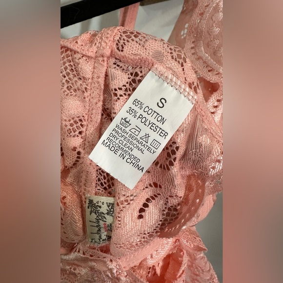 NWT Free People Intimately Lace Bodysuit Pink Rose Small - Picture 13 of 13
